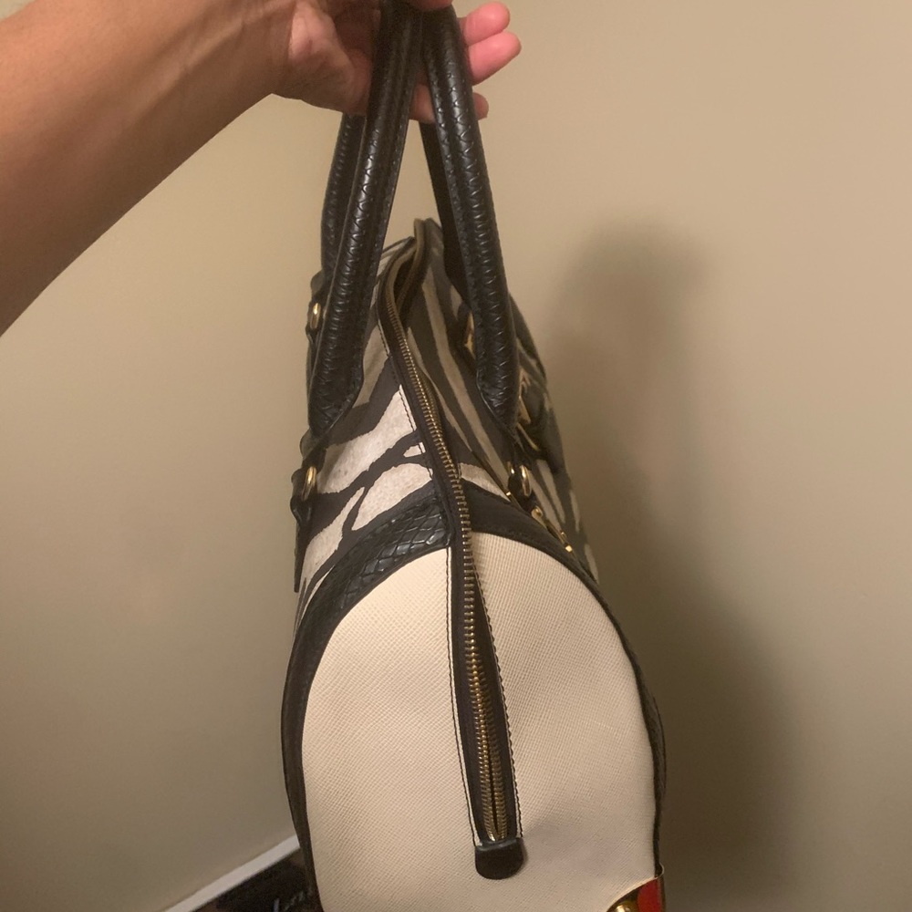 Purse - Picture 3 of 4